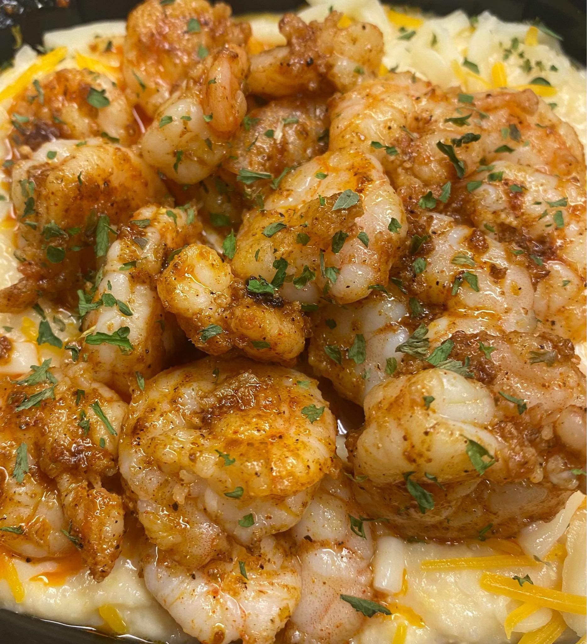 Creamy shrimp and grits with savory gravy